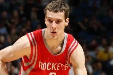 主教练以防 主教练以防