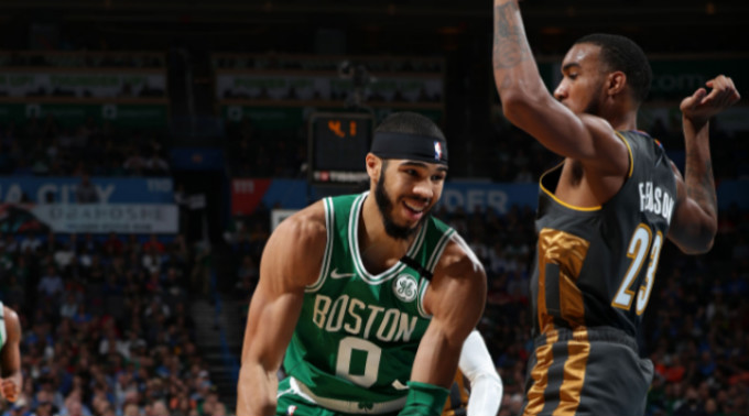 我们将围绕 我们将围绕