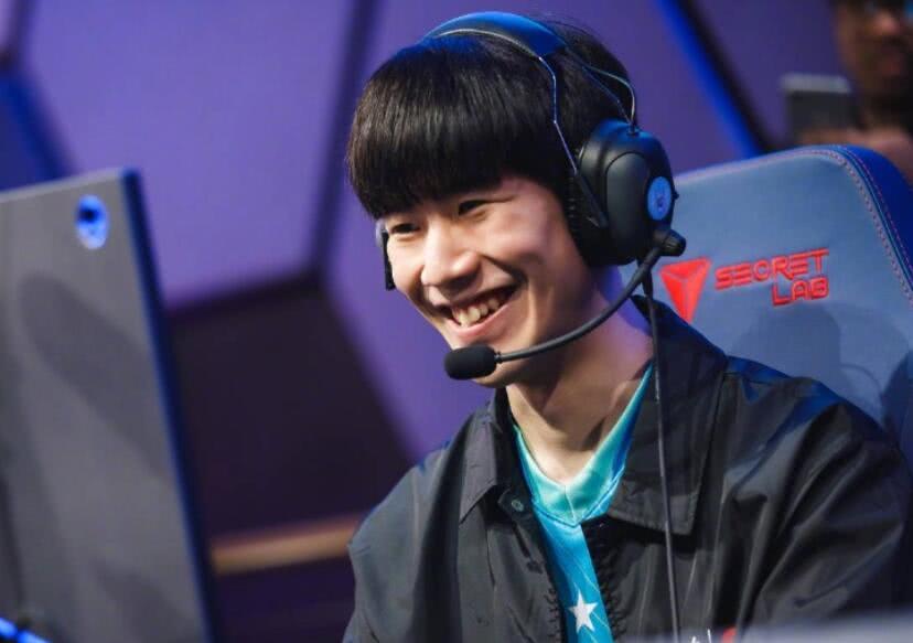 爆发为球队 爆发为球队