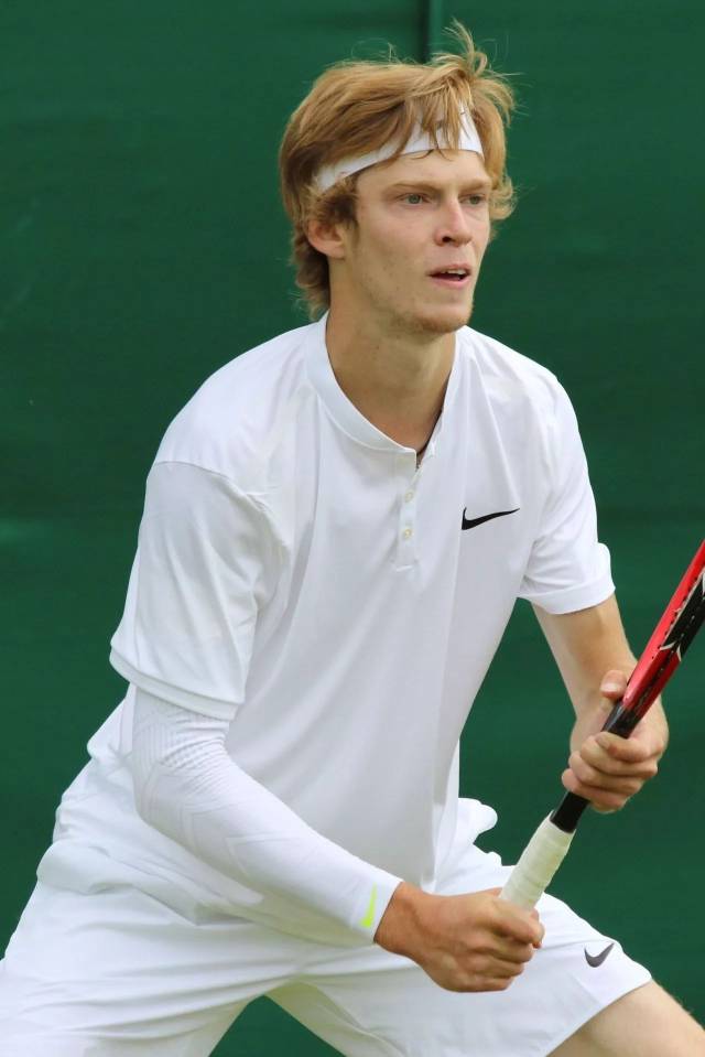 看似普通的 看似普通的