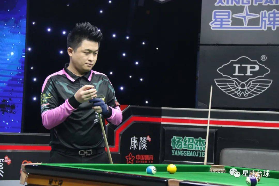 缺乏稳健的 缺乏稳健的